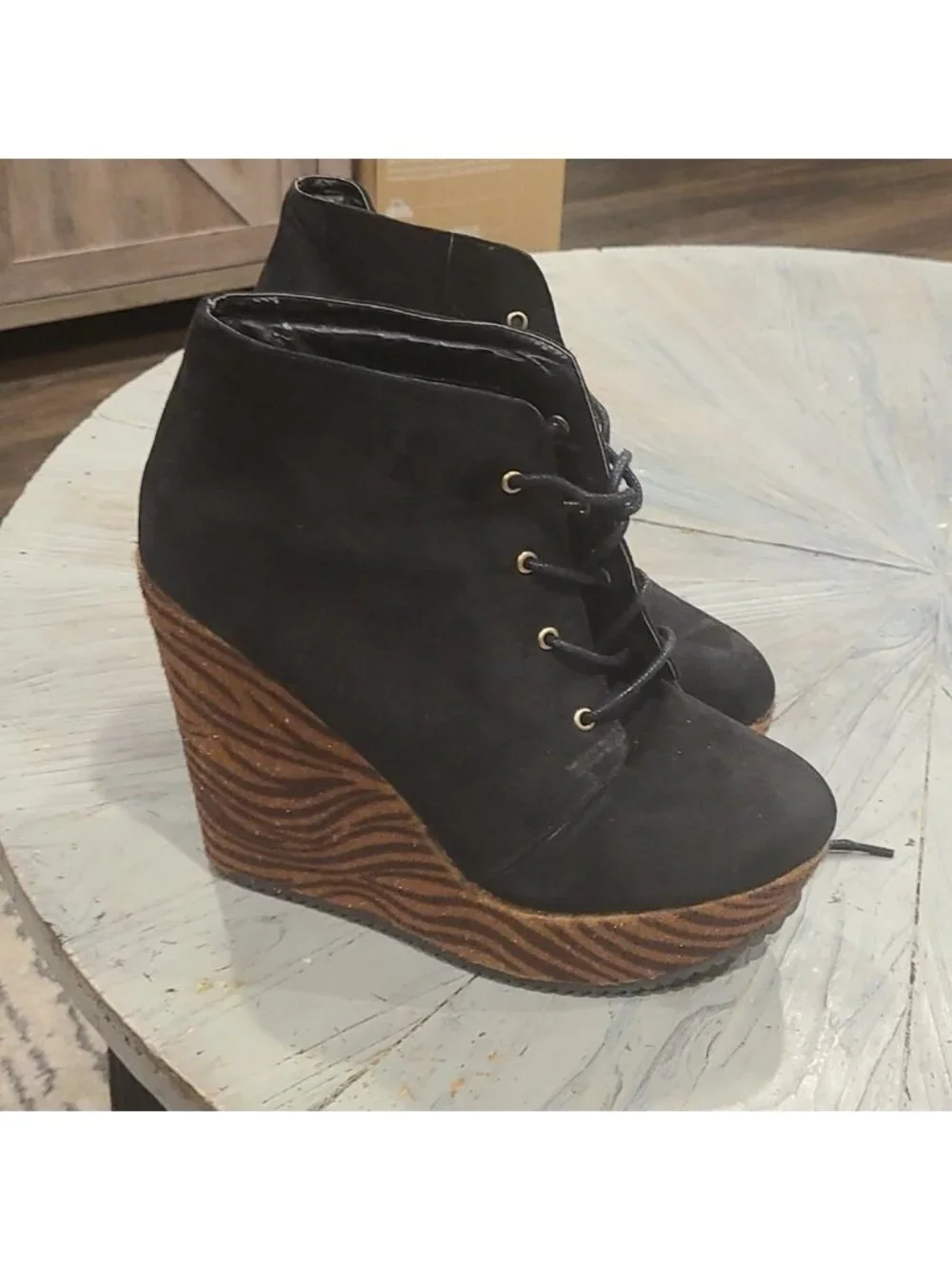 Guess platform wedge shoes